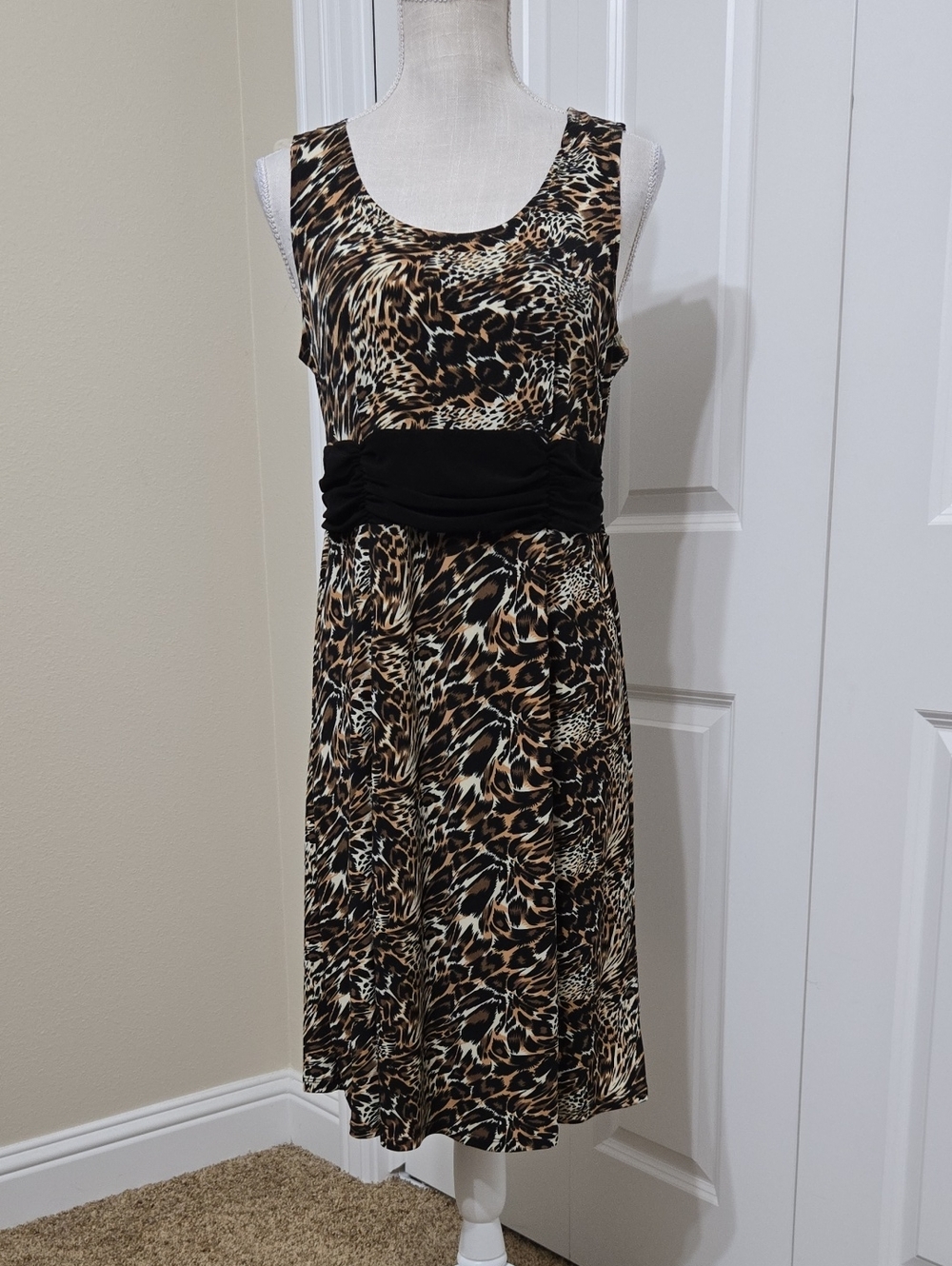 CHELSEA MUSE Sleeveless Leopard Print Waistband Dress  SZ10P EXCELLENT CONDITION